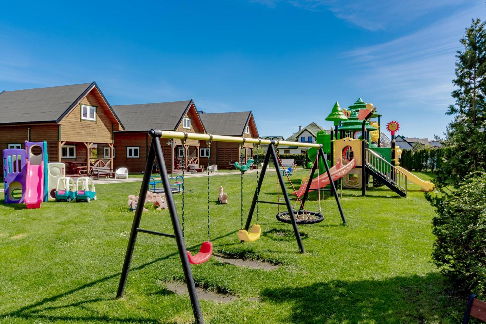 Domki Morena - Rodzinne Domki Blisko Plazy Karwia Exterior foto